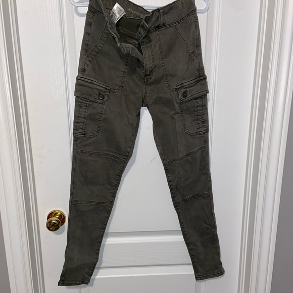 American Eagle Army Green High Rise Cargo Skinny Jeans - Picture 1 of 4
